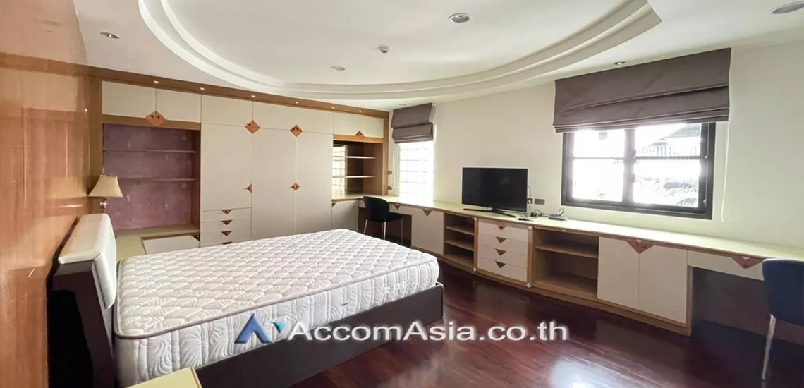 9  3 br Condominium For Rent in Ploenchit ,Bangkok BTS Chitlom at Tonson Court AA30020