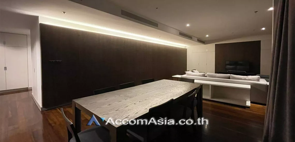 5  3 br Apartment For Rent in Sukhumvit ,Bangkok BTS Phrom Phong at Modern Apartment AA30024