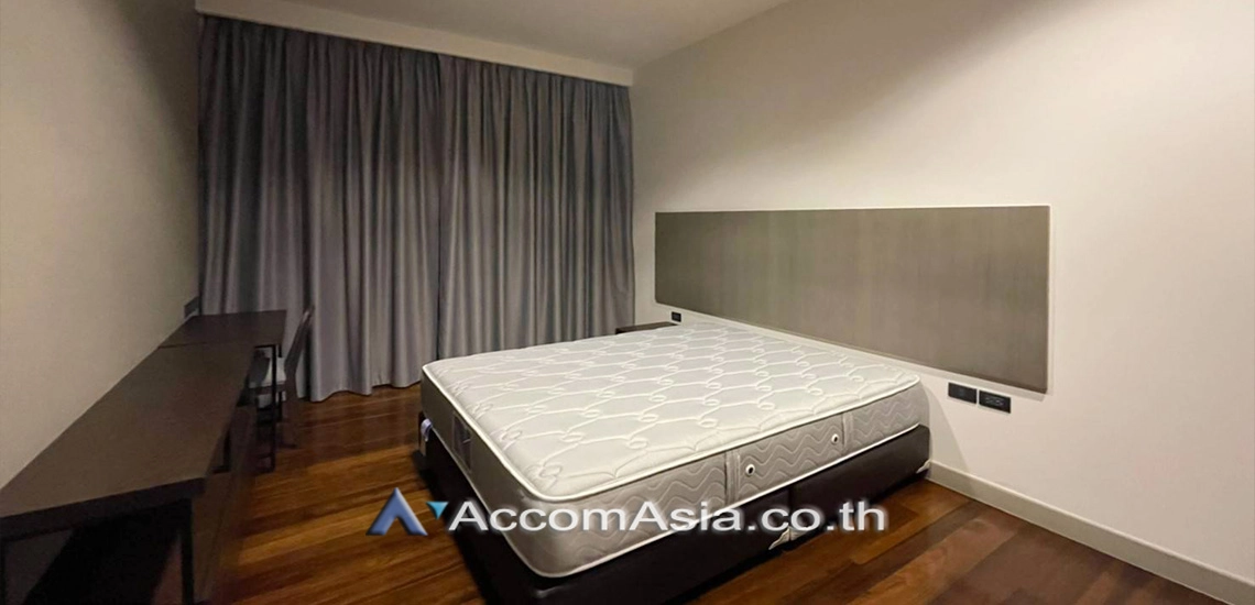 8  3 br Apartment for rent and sale in Sukhumvit ,Bangkok  at Modern Apartment AA30024