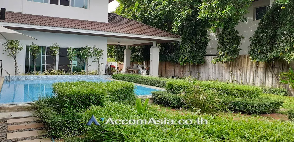 9  4 br House For Rent in Pattanakarn ,Bangkok BTS On Nut at Panya Pattanakarn Village AA30025