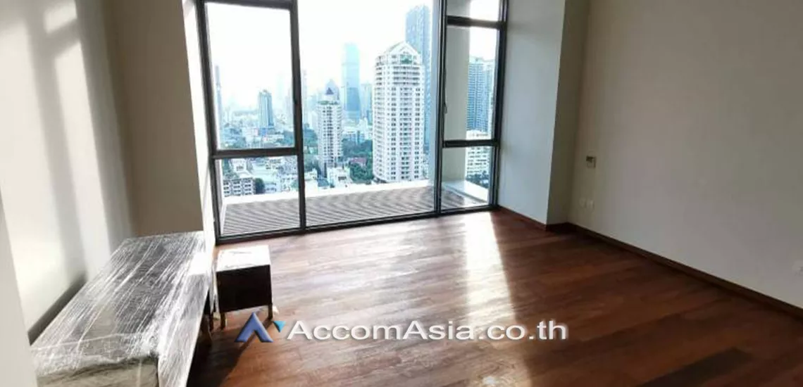 unit 2 Bedrooms  Condominium For Rent in Sathorn, Bangkok  near BTS Chong Nonsi - MRT Lumphini (AA30029)
