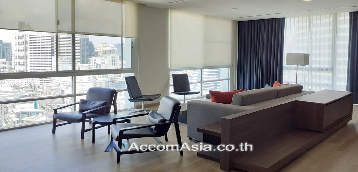 unitPet friendly |  3 Bedrooms  Apartment For Rent in Sukhumvit, Bangkok  near BTS Ploenchit (AA30033)