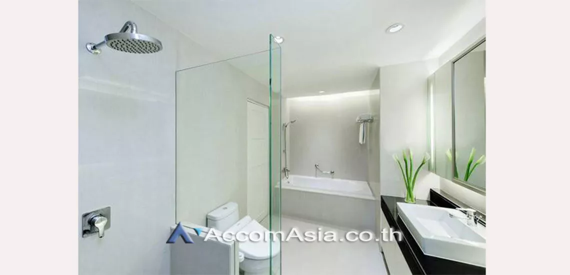 5  2 br Apartment For Rent in Ploenchit ,Bangkok BTS Chitlom at Service apartment in Chidlom AA30035