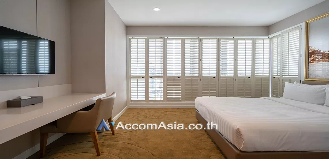 5  4 br Apartment For Rent in Ploenchit ,Bangkok BTS Ploenchit at Luxurious Place in Luxury Life AA30037