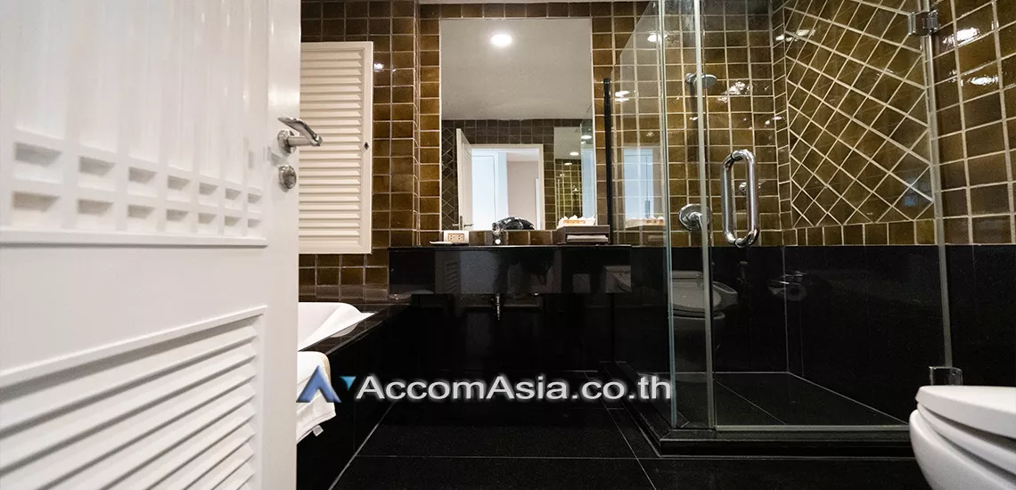 10  4 br Apartment For Rent in Ploenchit ,Bangkok BTS Ploenchit at Luxurious Place in Luxury Life AA30037
