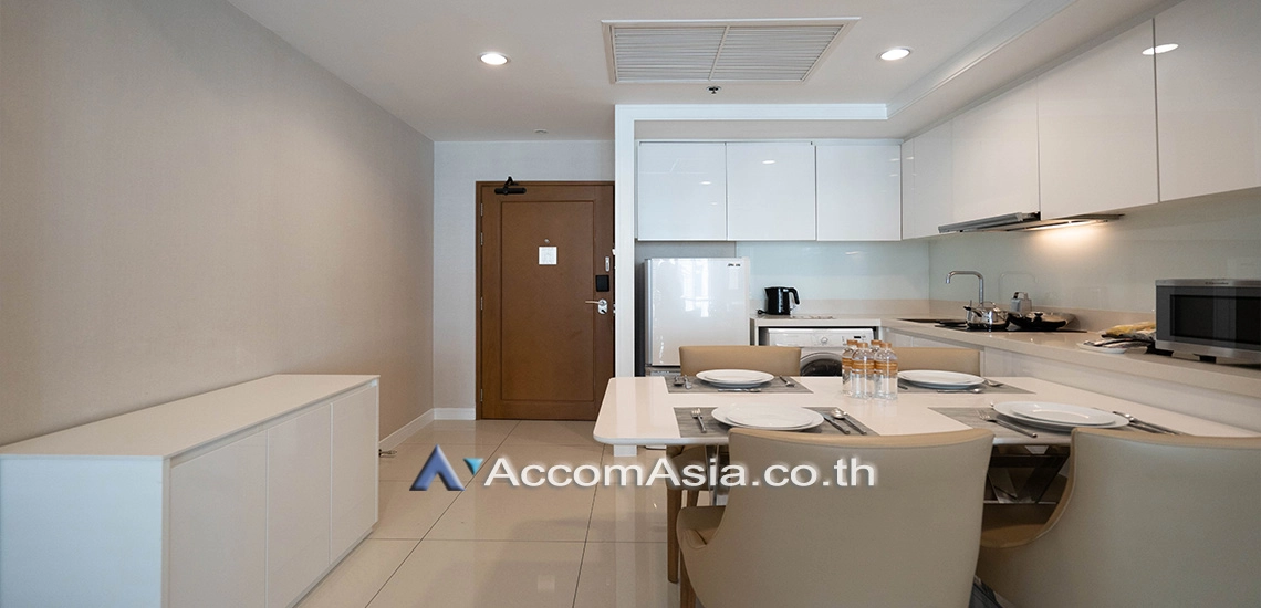 unit 2 Bedrooms  Apartment For Rent in Ploenchit, Bangkok  near BTS Ploenchit (AA30038)