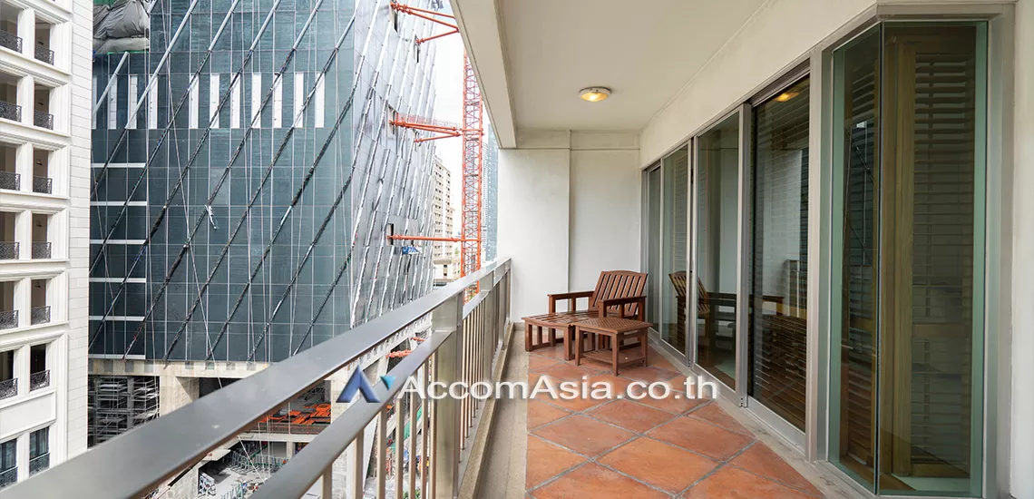 5  2 br Apartment For Rent in Ploenchit ,Bangkok BTS Ploenchit at Luxurious Place in Luxury Life AA30038