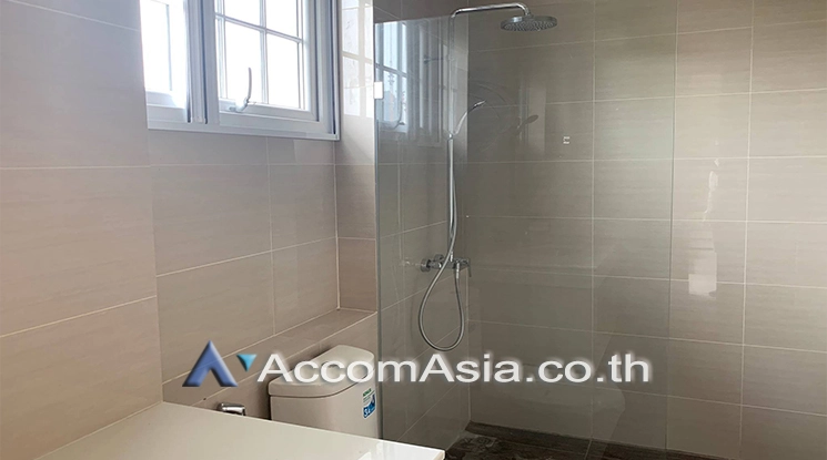 9  4 br House For Rent in Sukhumvit ,Bangkok BTS Phrom Phong AA30049