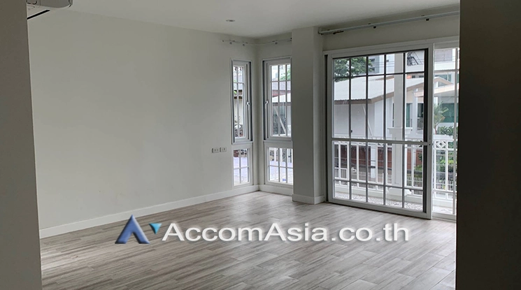 7  4 br House For Rent in Sukhumvit ,Bangkok BTS Phrom Phong AA30049