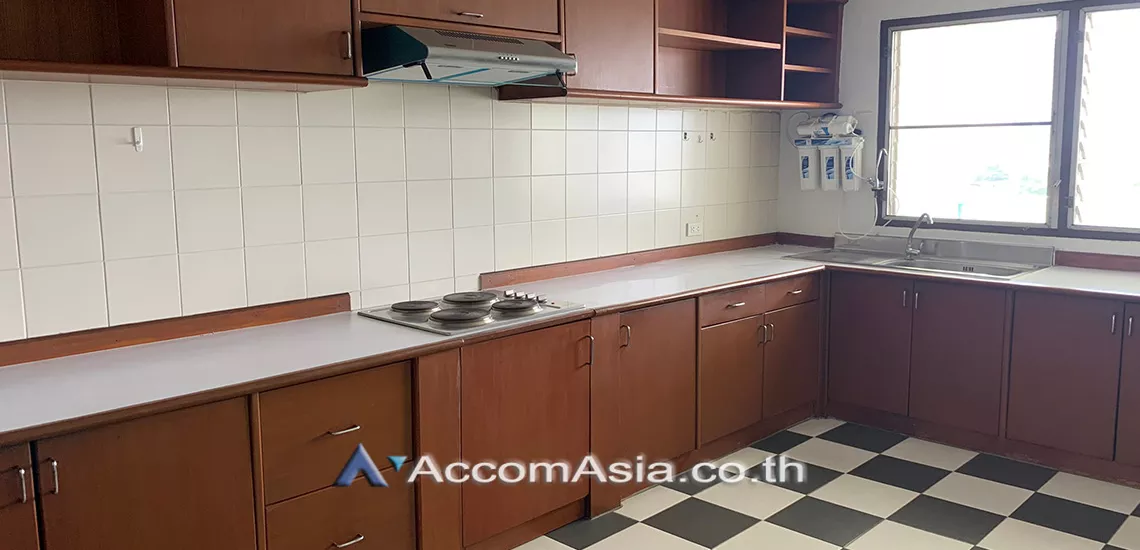 6  3 br Apartment For Rent in Sukhumvit ,Bangkok BTS Ekkamai at Ideal Place For Big Families AA30051