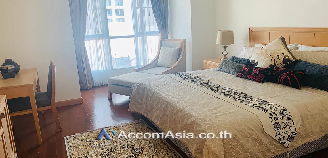 4  3 br Apartment For Rent in Sukhumvit ,Bangkok BTS Phrom Phong at High-quality facility AA30056