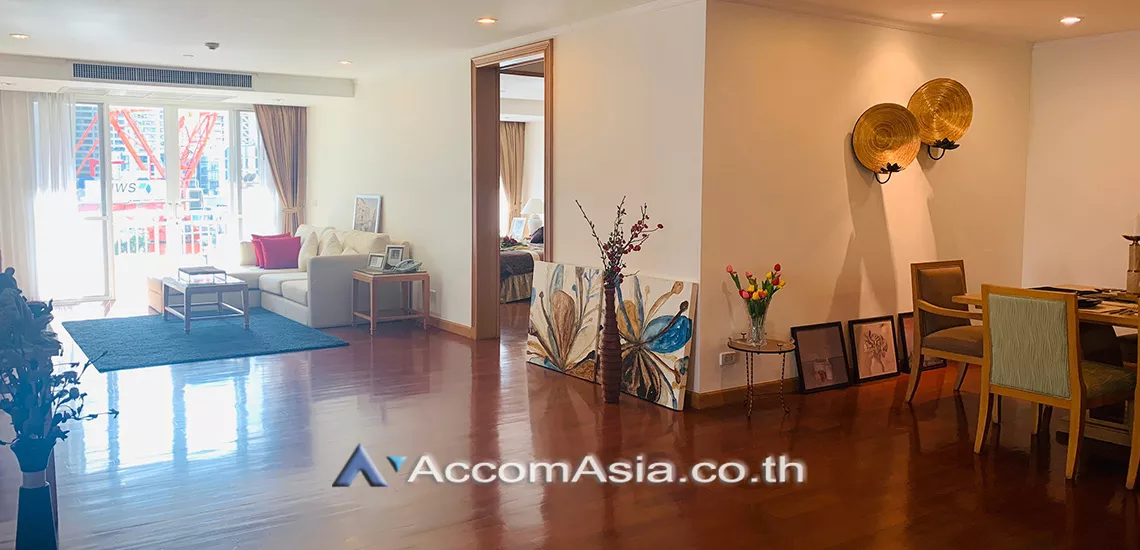  1  3 br Apartment For Rent in Sukhumvit ,Bangkok BTS Phrom Phong at Apartment with Top Facilities, Close to Emshere AA30056