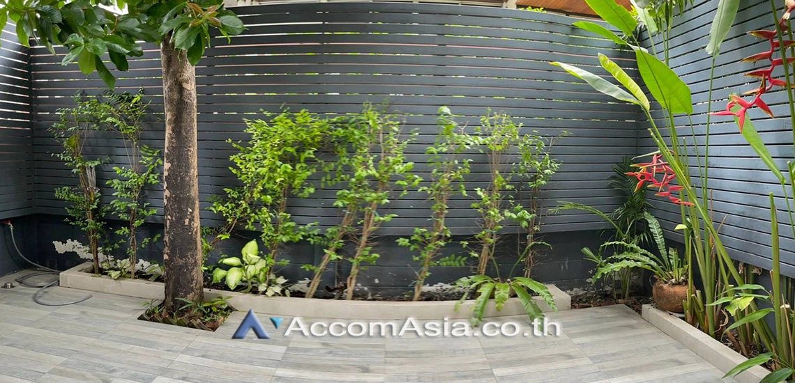 8  3 br House For Rent in Sukhumvit ,Bangkok BTS Thong Lo AA30057