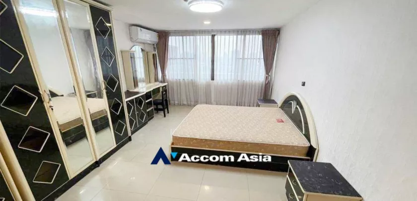 11  3 br Condominium For Rent in Sukhumvit ,Bangkok BTS Ekkamai at Empire House AA30068