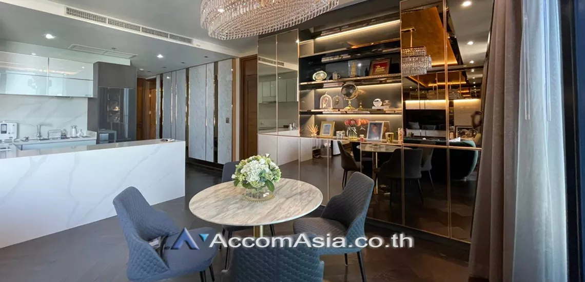 4  3 br Condominium For Rent in Ploenchit ,Bangkok BTS Ploenchit at Noble Ploenchit AA30075