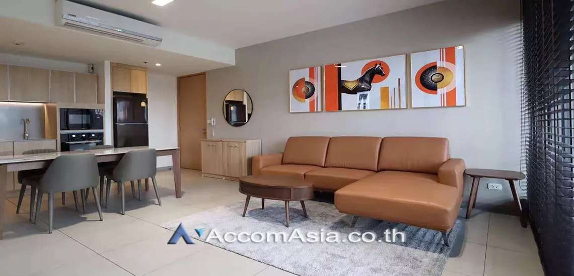 unit 2 Bedrooms  Condominium For Rent in Sukhumvit, Bangkok  near BTS Ekkamai (AA30084)