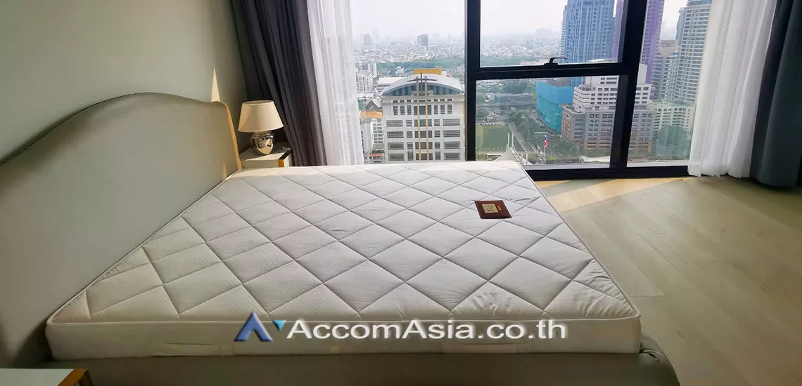 6  2 br Condominium For Rent in Silom ,Bangkok BTS Surasak at The Lofts Silom AA30087