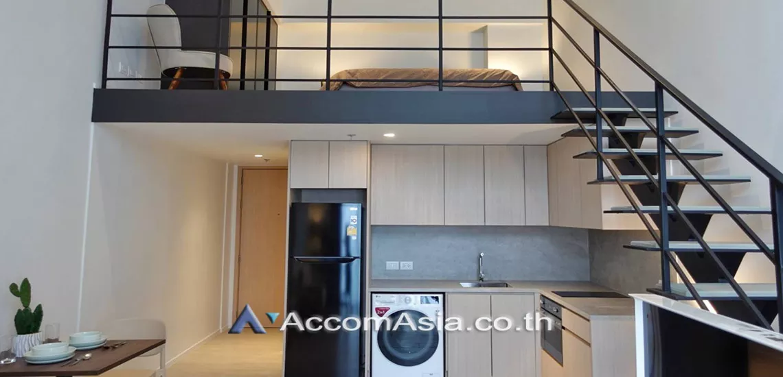 4  1 br Condominium For Rent in Silom ,Bangkok BTS Surasak at The Lofts Silom AA30088