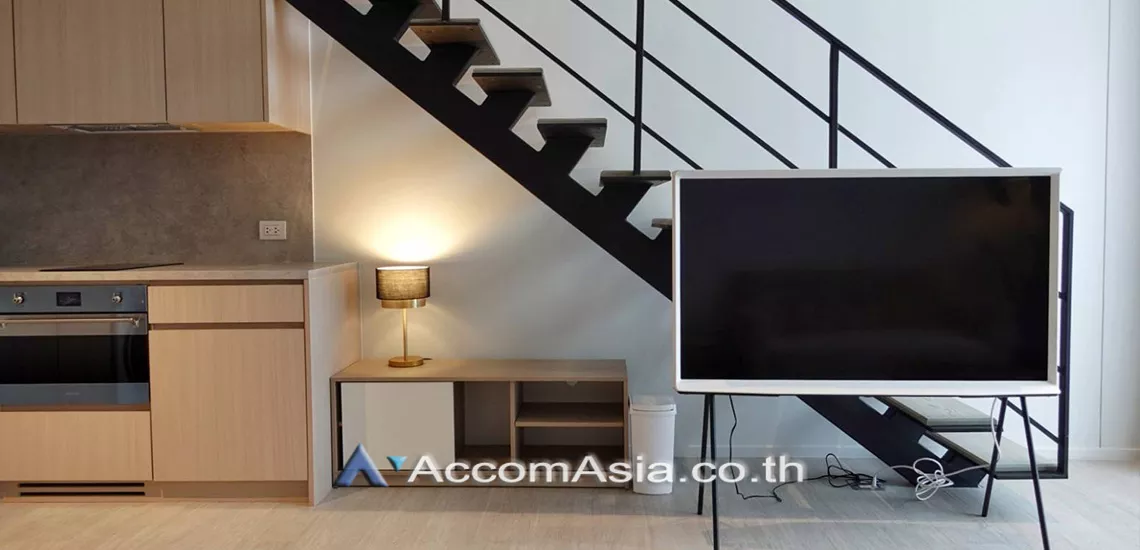 6  1 br Condominium For Rent in Silom ,Bangkok BTS Surasak at The Lofts Silom AA30088