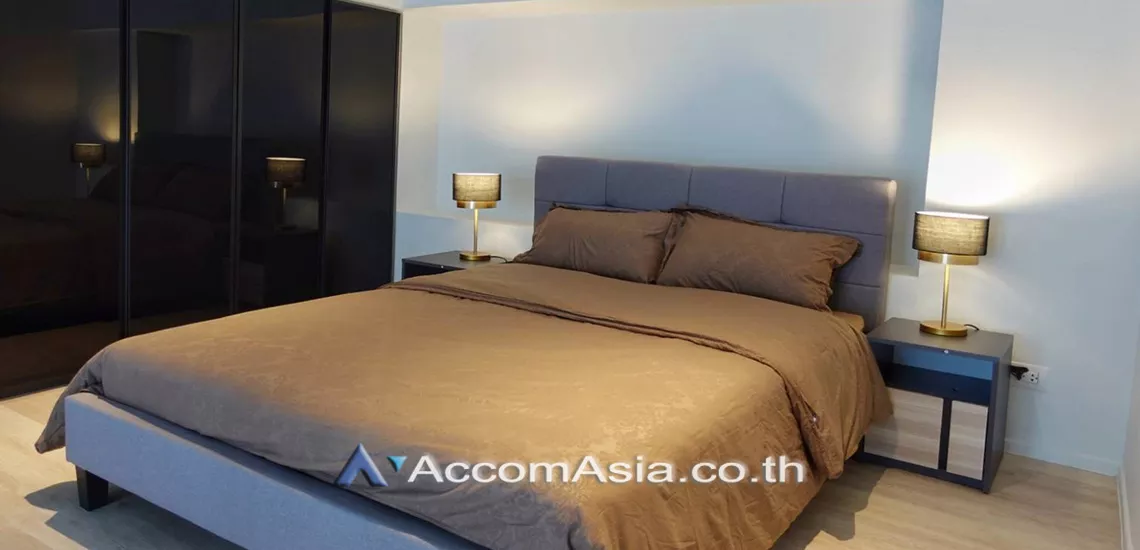 8  1 br Condominium For Rent in Silom ,Bangkok BTS Surasak at The Lofts Silom AA30088