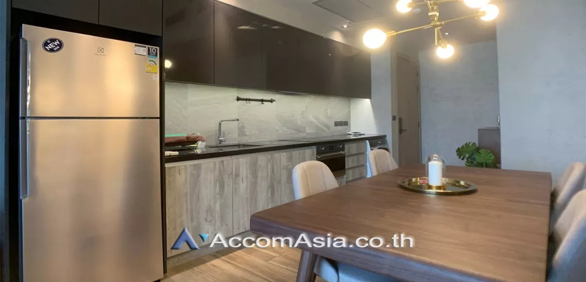 unit 2 Bedrooms  Condominium For Rent in Sukhumvit, Bangkok  near MRT Phetchaburi (AA30092)