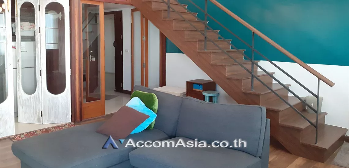 unitDuplex Condo |  1 Bedroom  Condominium For Rent in Ploenchit, Bangkok  near BTS Ratchadamri (AA30111)