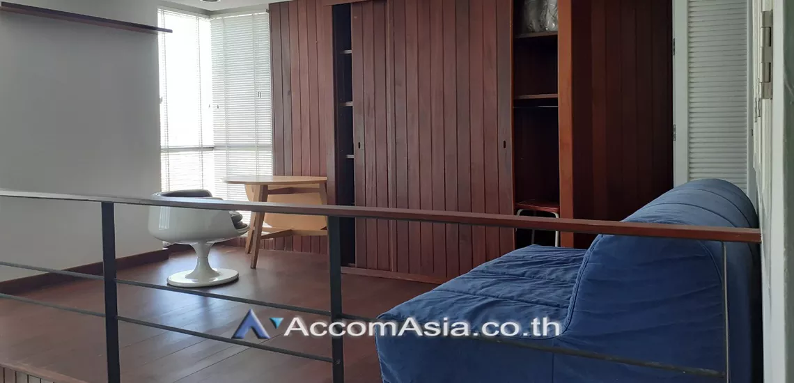 unitDuplex Condo |  1 Bedroom  Condominium For Rent in Ploenchit, Bangkok  near BTS Ratchadamri (AA30111)
