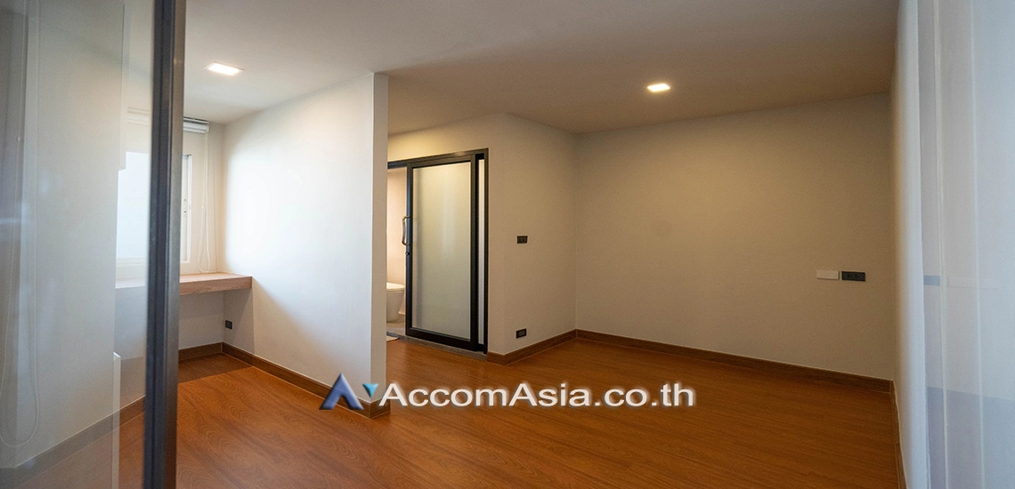 11  3 br Condominium for rent and sale in Sukhumvit ,Bangkok BTS Ekkamai at Regent On The Park 2 AA30112