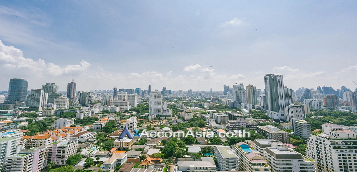 unit 2 Bedrooms  Condominium For Rent in Sukhumvit, Bangkok  near BTS Phrom Phong (AA30118)