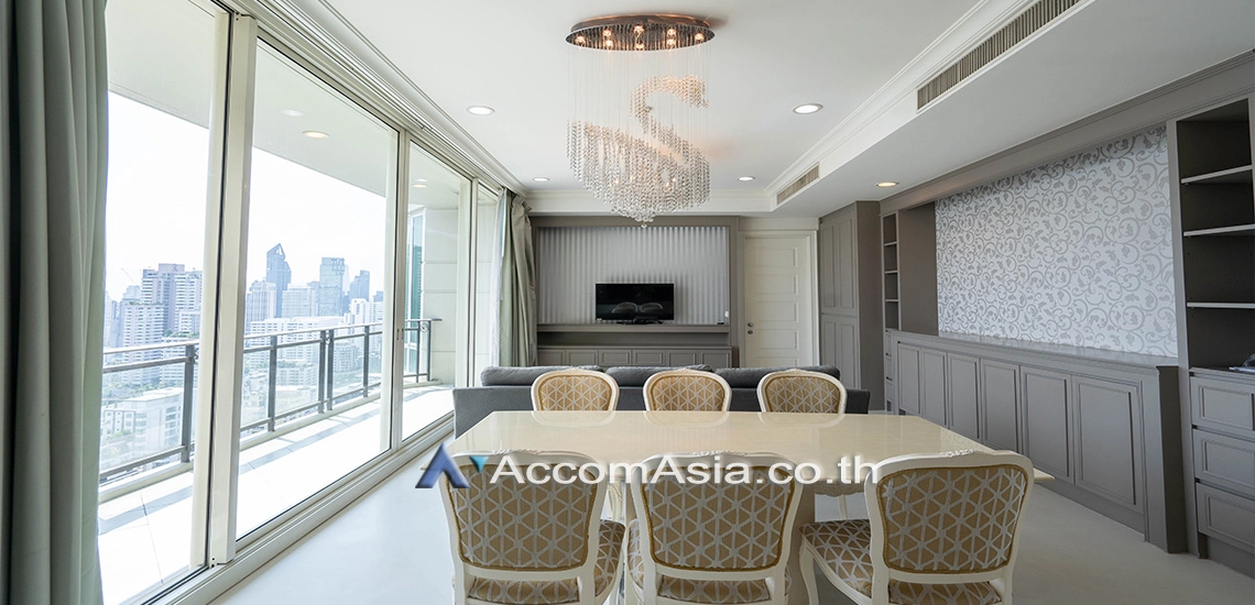 unit 2 Bedrooms  Condominium For Rent in Sukhumvit, Bangkok  near BTS Phrom Phong (AA30118)