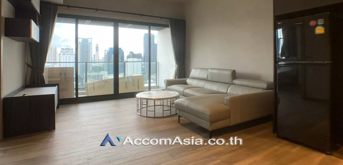  2 Bedrooms  Condominium For Rent in Sukhumvit, Bangkok  near MRT Phetchaburi (AA30120)