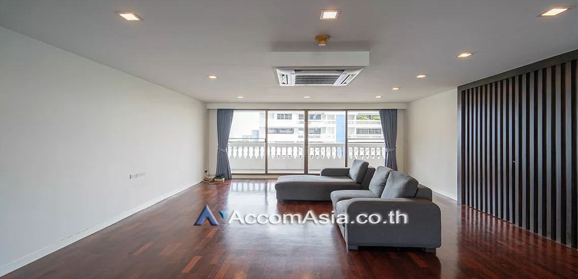 Pet friendly |  Homely Atmosphere Apartment  4 Bedroom for Rent MRT Sukhumvit in Sukhumvit Bangkok
