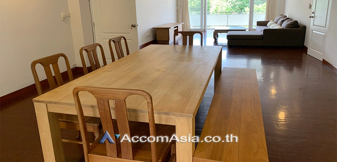 unitPet friendly |  3 Bedrooms  Apartment For Rent in Sathorn, Bangkok  near BTS Chong Nonsi (AA30129)