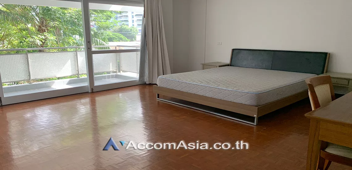 7  3 br Apartment For Rent in Sathorn ,Bangkok BTS Chong Nonsi - BRT Technic Krungthep at Low rise - Cozy Apartment AA30129
