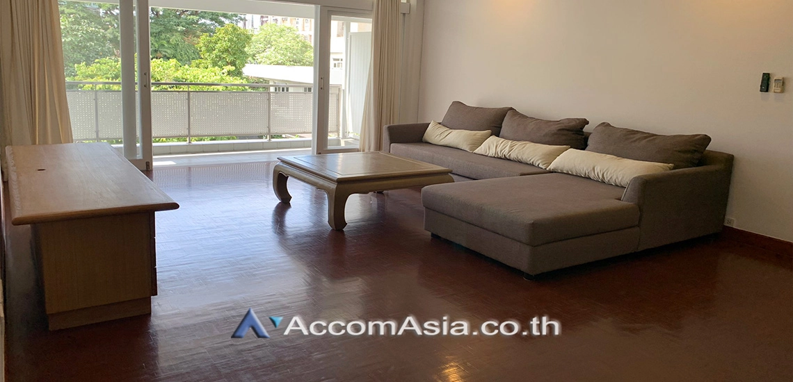 unitPet friendly |  3 Bedrooms  Apartment For Rent in Sathorn, Bangkok  near BTS Chong Nonsi (AA30129)