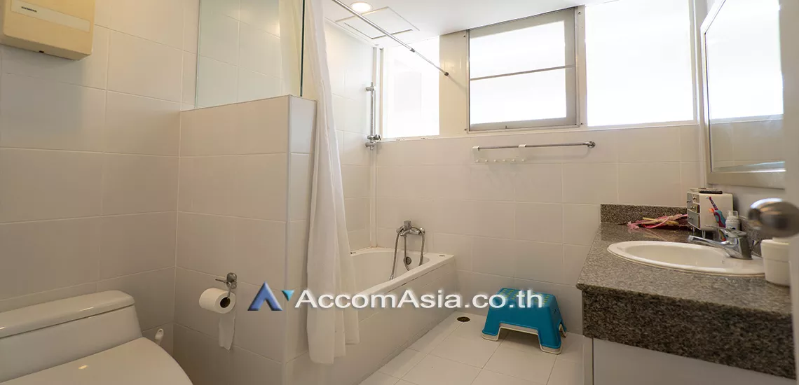 13  3 br Apartment For Rent in Sathorn ,Bangkok BTS Chong Nonsi - BRT Technic Krungthep at Low rise - Cozy Apartment AA30129