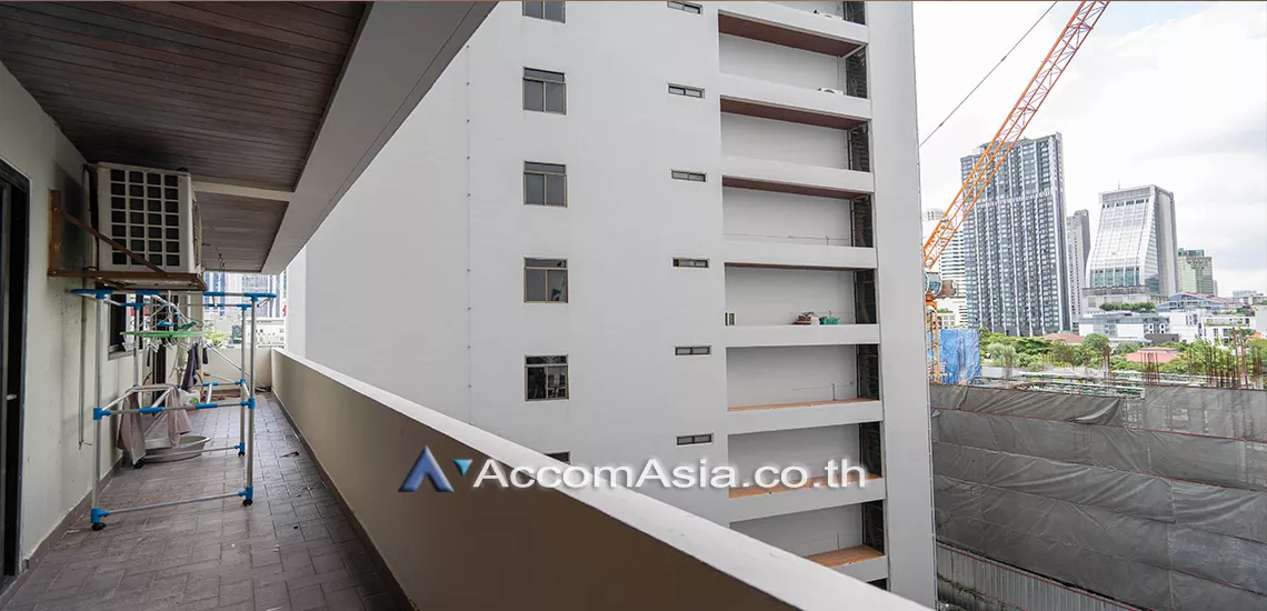 6  3 br Apartment For Rent in Sukhumvit ,Bangkok BTS Phrom Phong at Luxury fully serviced AA30130