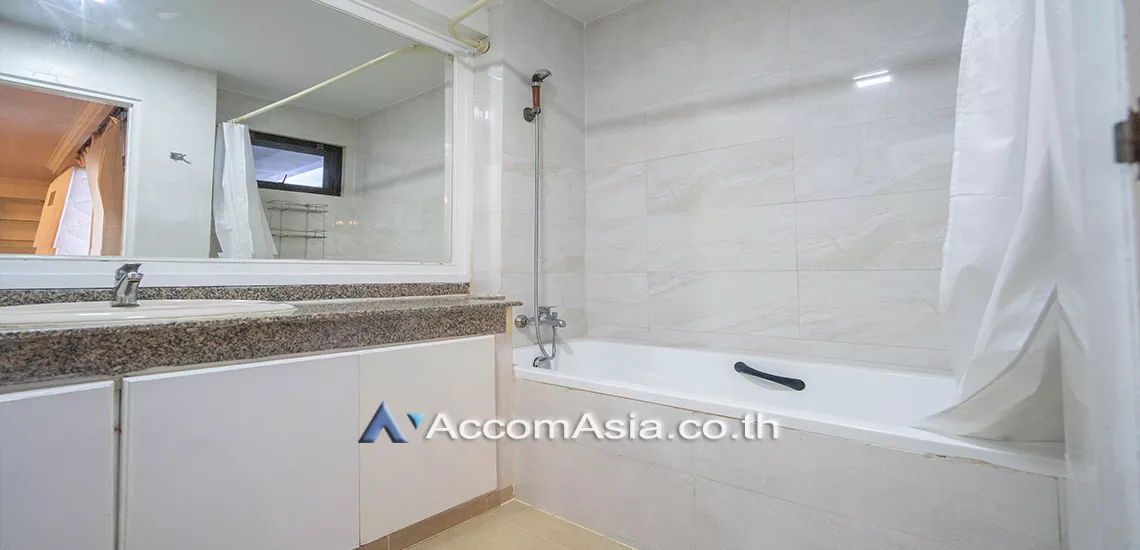 11  3 br Apartment For Rent in Sukhumvit ,Bangkok BTS Phrom Phong at Luxury fully serviced AA30130