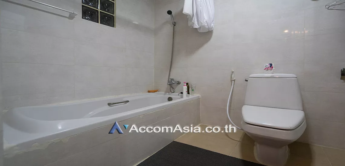 12  3 br Apartment For Rent in Sukhumvit ,Bangkok BTS Phrom Phong at Luxury fully serviced AA30130