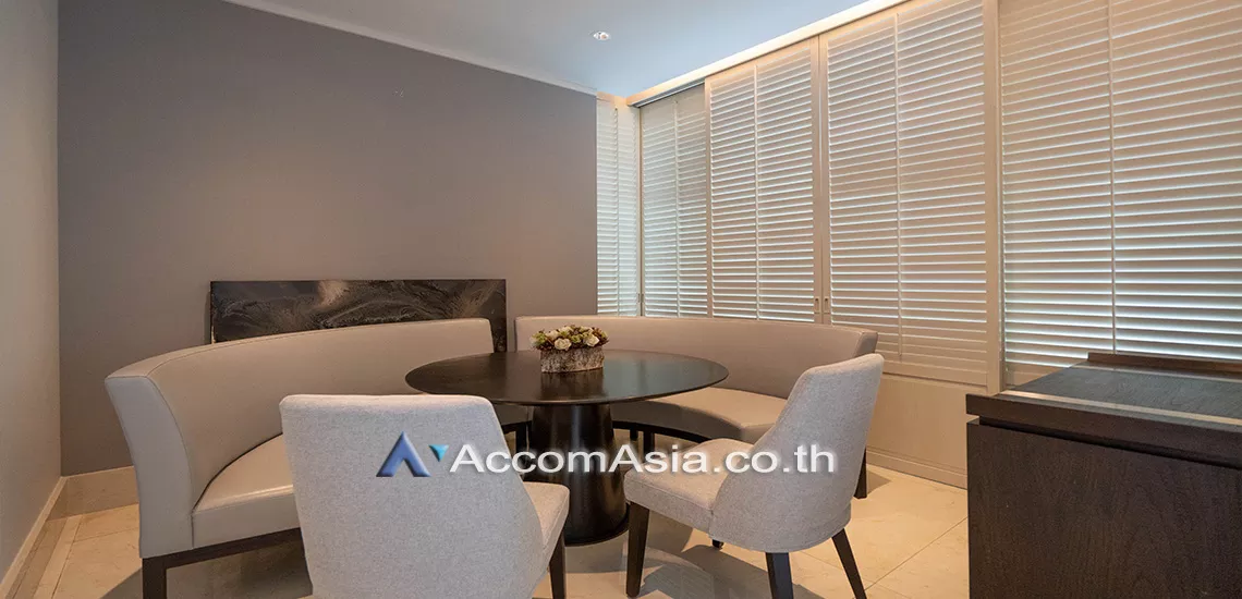  2 Bedrooms  Condominium For Rent in Silom, Bangkok  near BTS Chong Nonsi - BRT Arkhan Songkhro (AA30132)