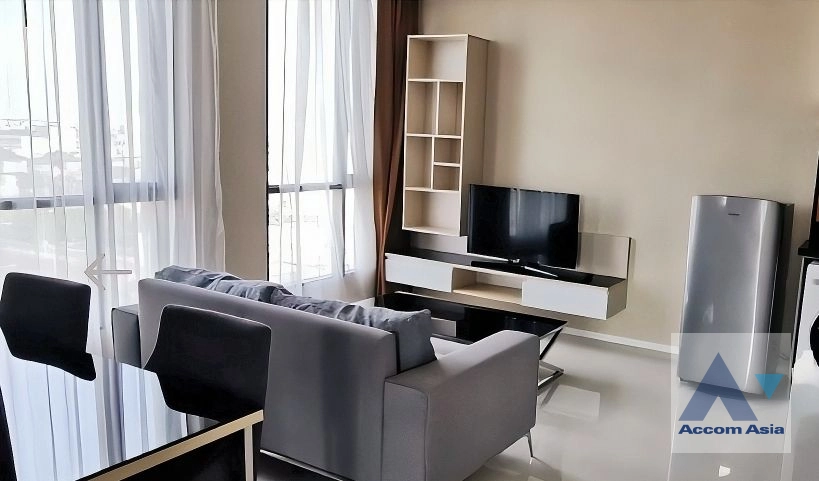 unit 2 Bedrooms  Condominium For Rent in Sukhumvit, Bangkok  near BTS Ekkamai (AA30134)