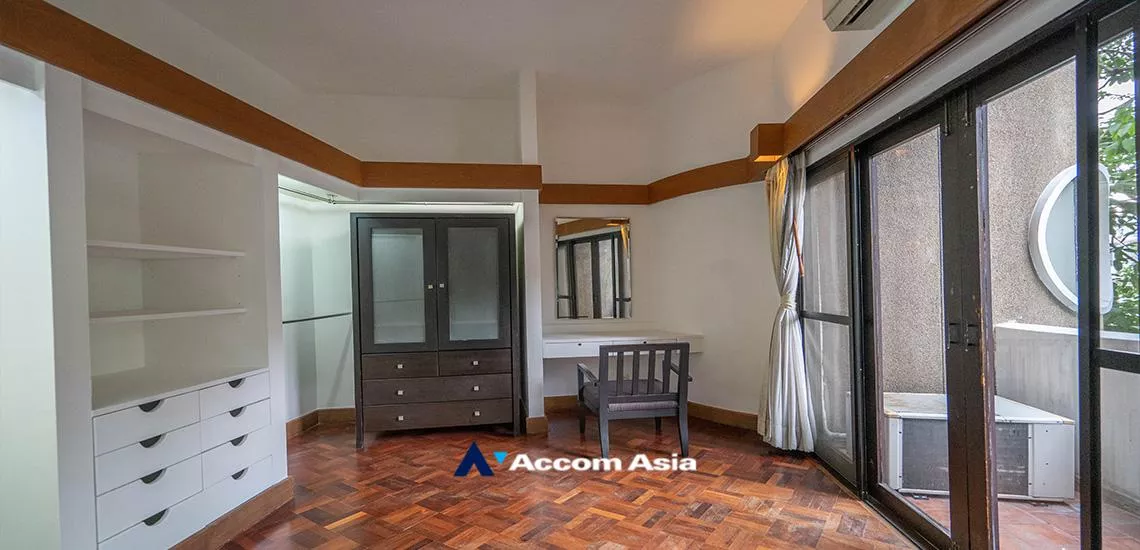 6  3 br Apartment For Rent in Ploenchit ,Bangkok BTS Ploenchit at Set among tropical atmosphere AA30142