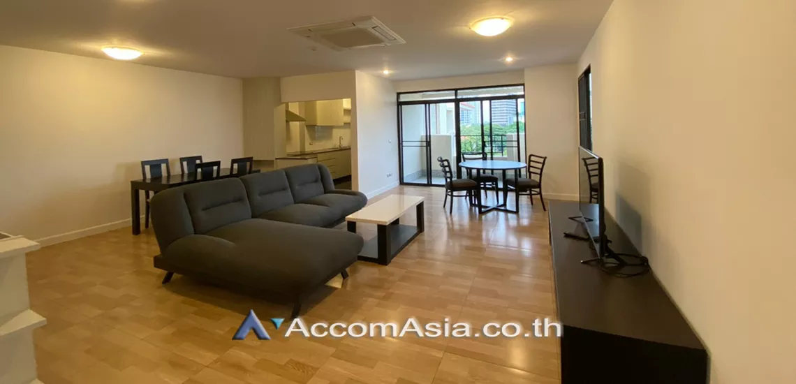 Pet friendly |  Cross Creek Condominium  3 Bedroom for Rent BTS Ekkamai in Sukhumvit Bangkok