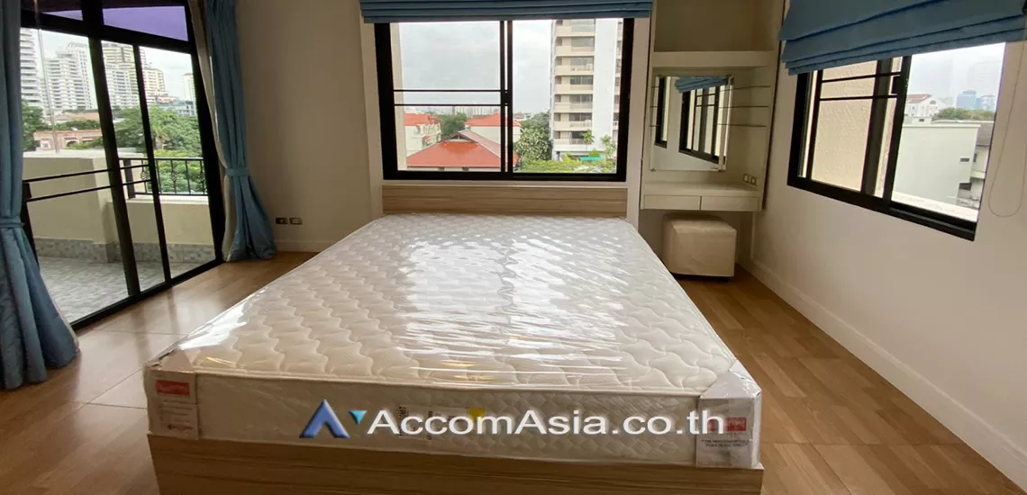 5  3 br Condominium For Rent in Sukhumvit ,Bangkok BTS Ekkamai at Cross Creek AA30151