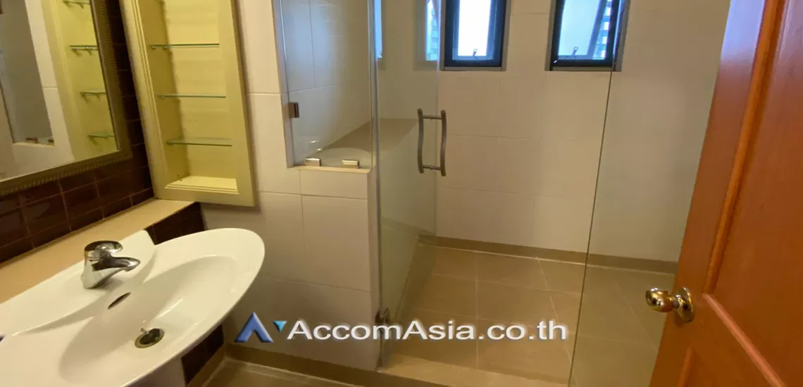8  3 br Condominium For Rent in Sukhumvit ,Bangkok BTS Ekkamai at Cross Creek AA30151