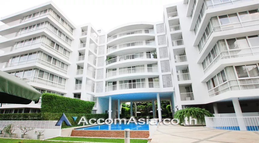 Duplex Condo, Pet friendly |  2 Bedrooms  Apartment For Rent in Sukhumvit, Bangkok  near BTS Ekkamai (AA30152)