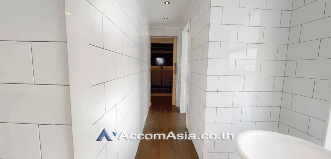 11  4 br Condominium For Rent in Sukhumvit ,Bangkok BTS Ekkamai at Penthouse Condominium 3 AA30156