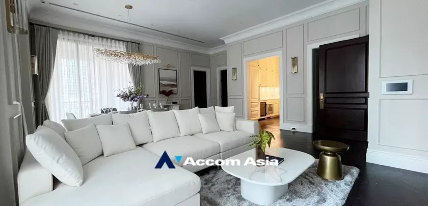 5  2 br Condominium For Sale in Ploenchit ,Bangkok BTS Ploenchit at 98 Wireless AA30157