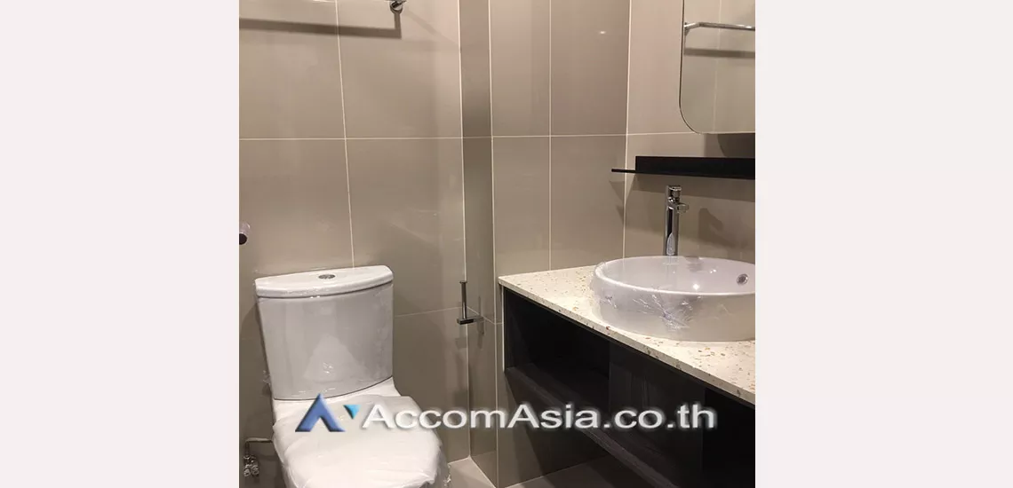13  1 br Condominium For Rent in Ratchadaphisek ,Bangkok MRT Sutthisan at XT Huaikhwang  AA30158