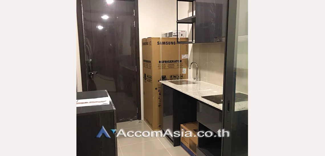 7  1 br Condominium For Rent in Ratchadaphisek ,Bangkok MRT Sutthisan at XT Huaikhwang  AA30158